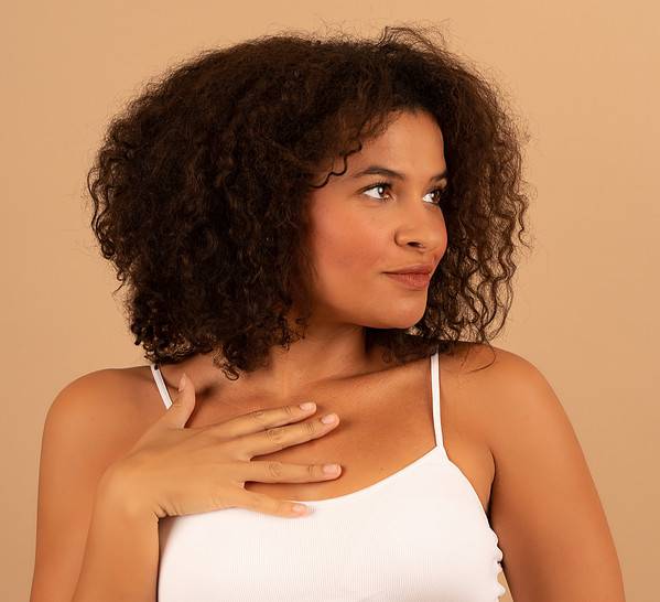 Jawline Behandlung für eine neue Kinn Kontur